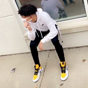 Meet your Posher, Evan